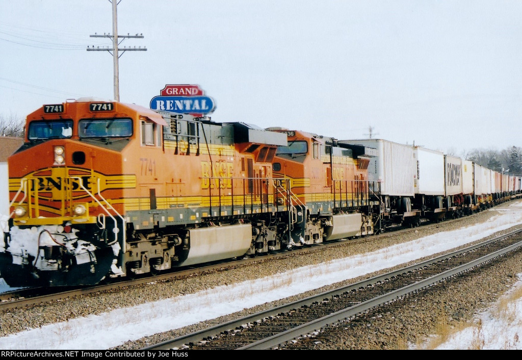 BNSF 7741 West